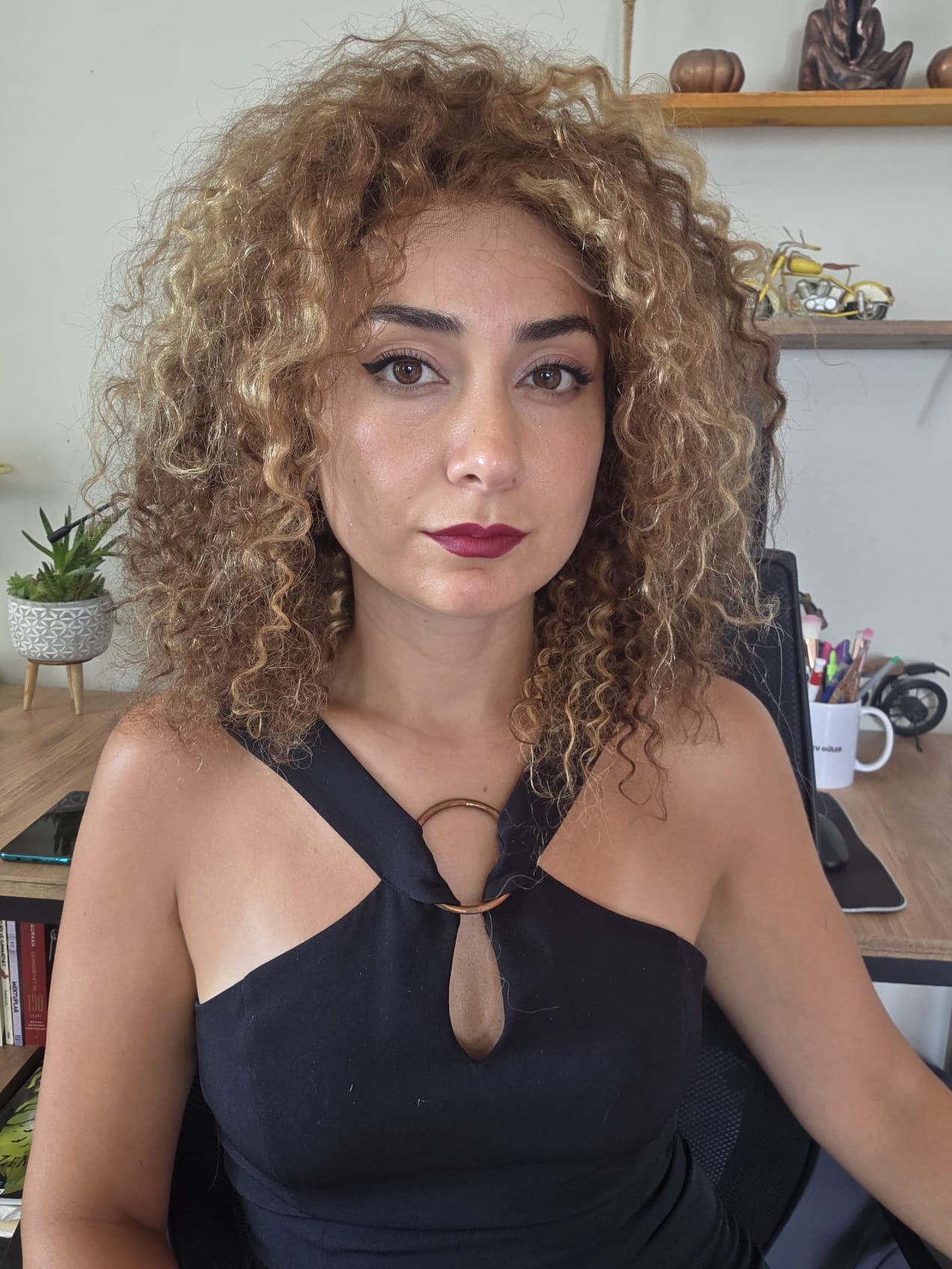 GERÇEK SAÇ TÜL PERUK B32NO
